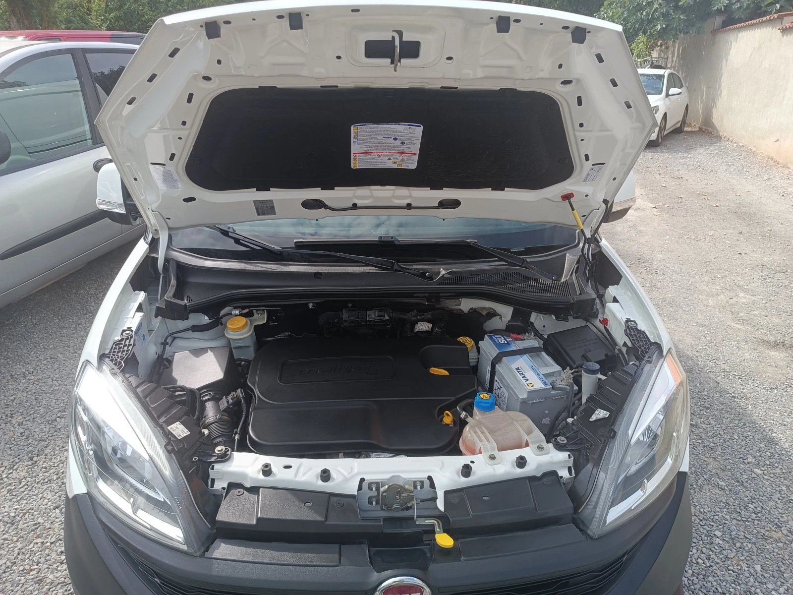 Fiat Doblo 1.6 M-JET/120kc.MAXI, снимка 9 - Автомобили и джипове - 56045878