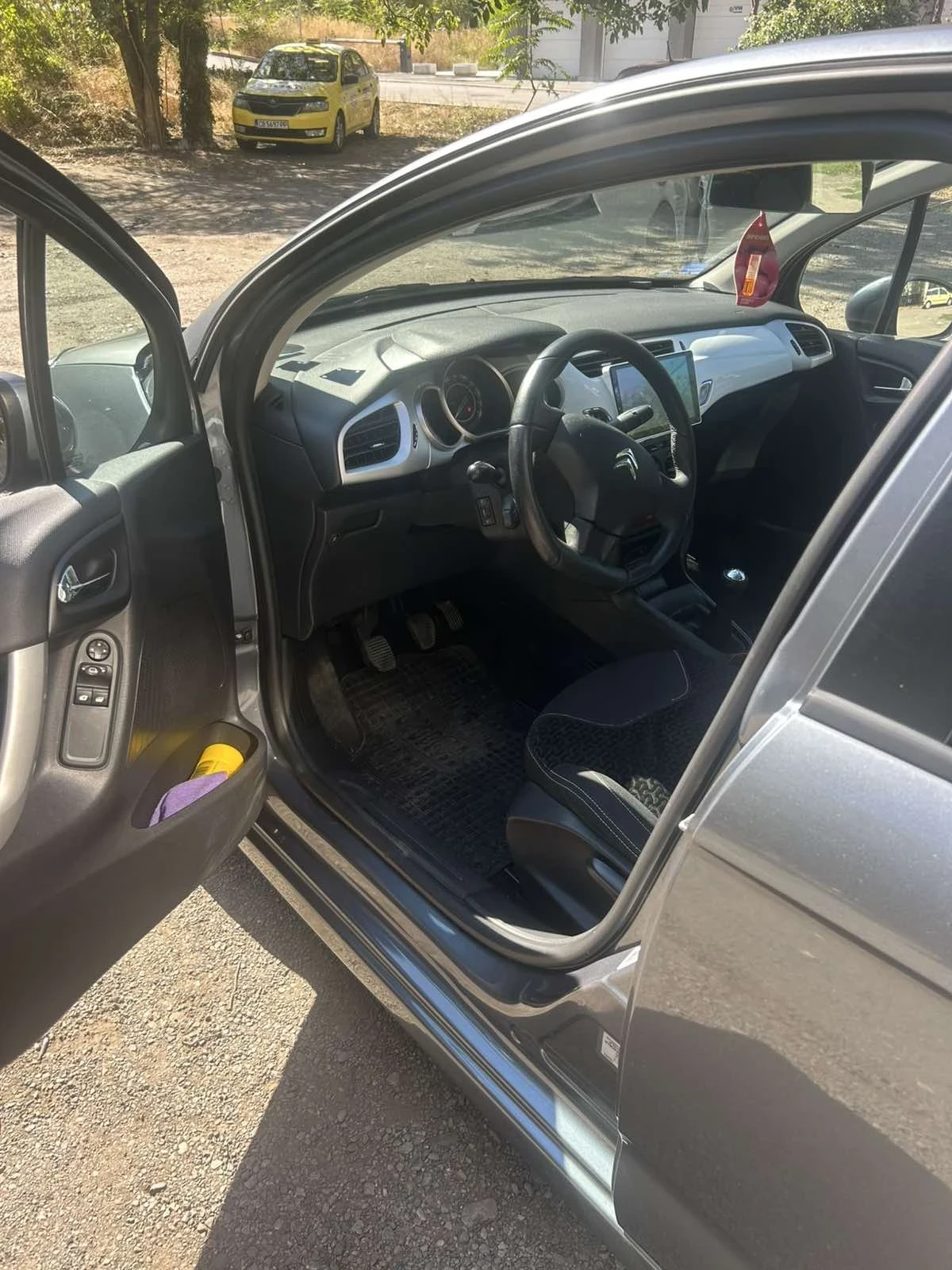 Citroen C3, снимка 7 - Автомобили и джипове - 56114383