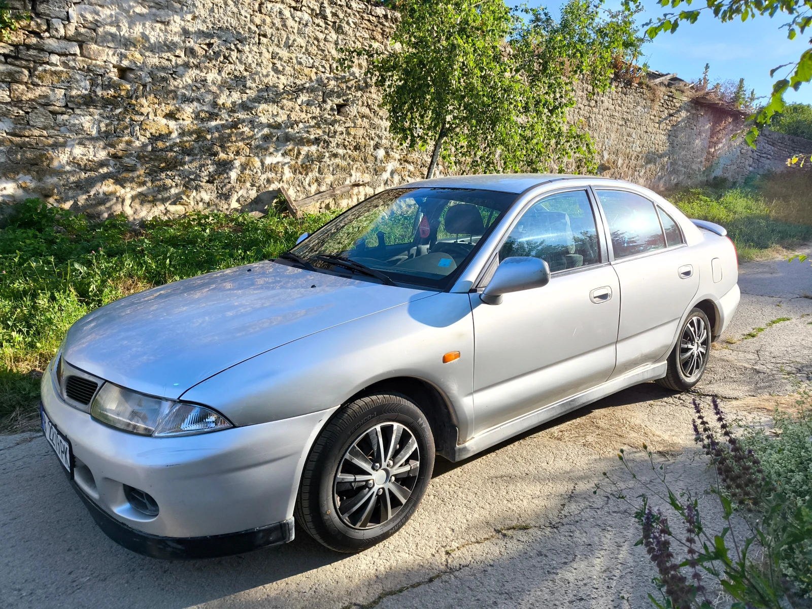 Mitsubishi Carisma 1.8 16V 