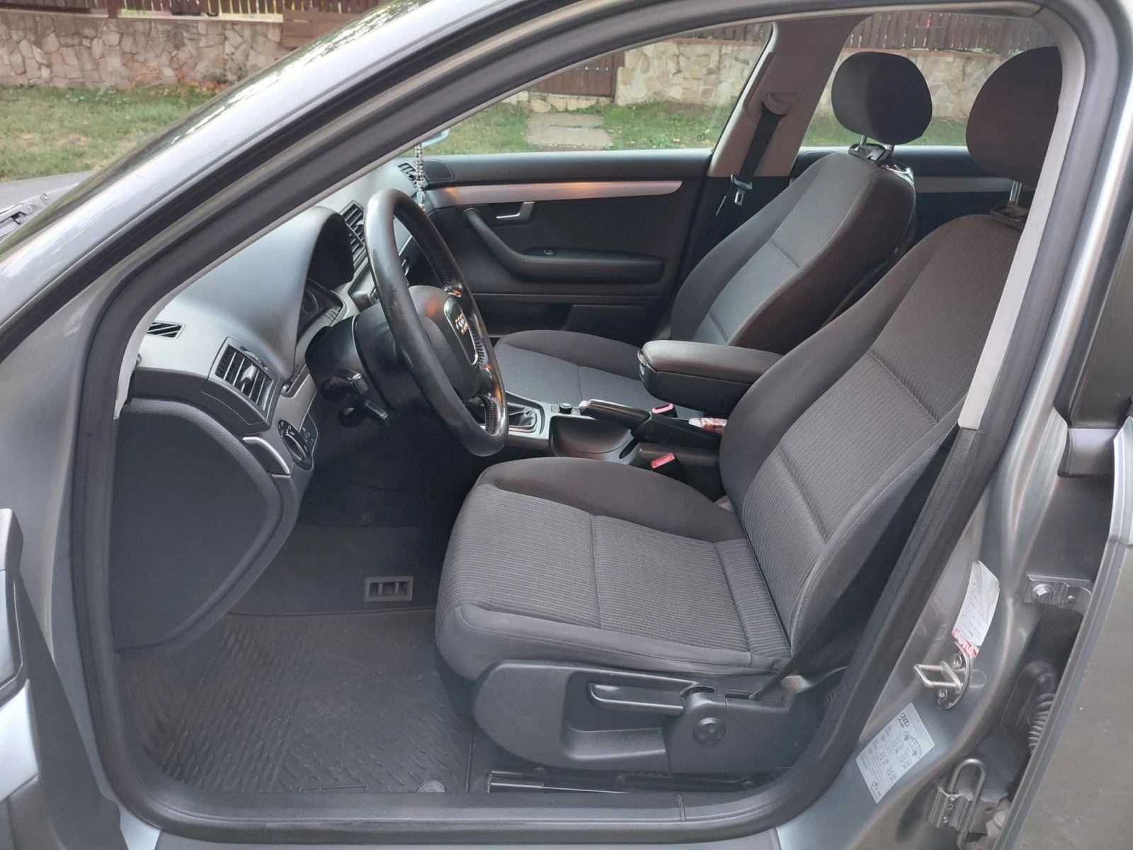 Audi A4 2.0 TDI 140 к.с. BLB | Ръчни | 38, снимка 11 - Автомобили и джипове - 56242153