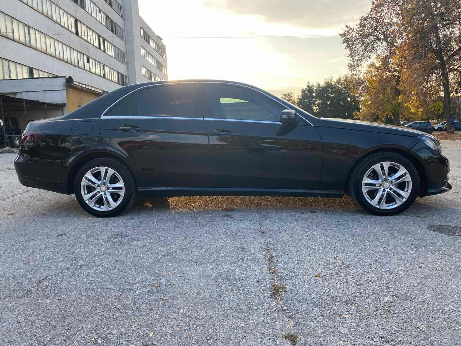 Mercedes-Benz E 200, снимка 5 - Автомобили и джипове - 56607235