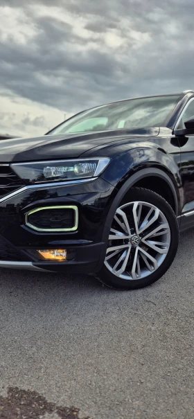 VW T-Roc 1.5TSI* DSG* LANE ASSISTENT* DISTRONIK* LED, снимка 6