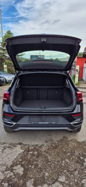 VW T-Roc 1.5TSI* DSG* LANE ASSISTENT* DISTRONIK* LED, снимка 17