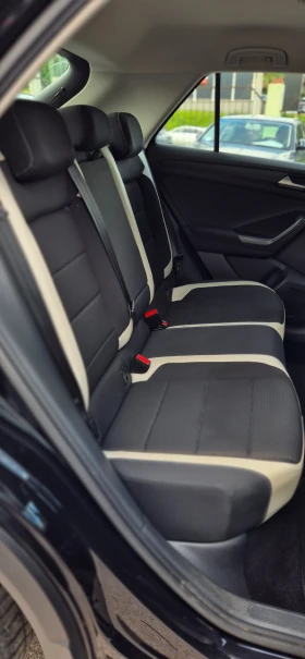 VW T-Roc 1.5TSI* DSG* LANE ASSISTENT* DISTRONIK* LED, снимка 16
