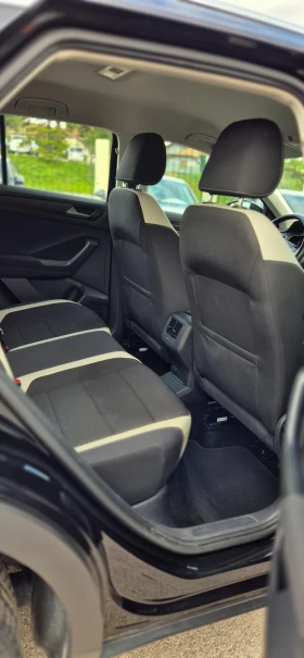 VW T-Roc 1.5TSI* DSG* LANE ASSISTENT* DISTRONIK* LED, снимка 15