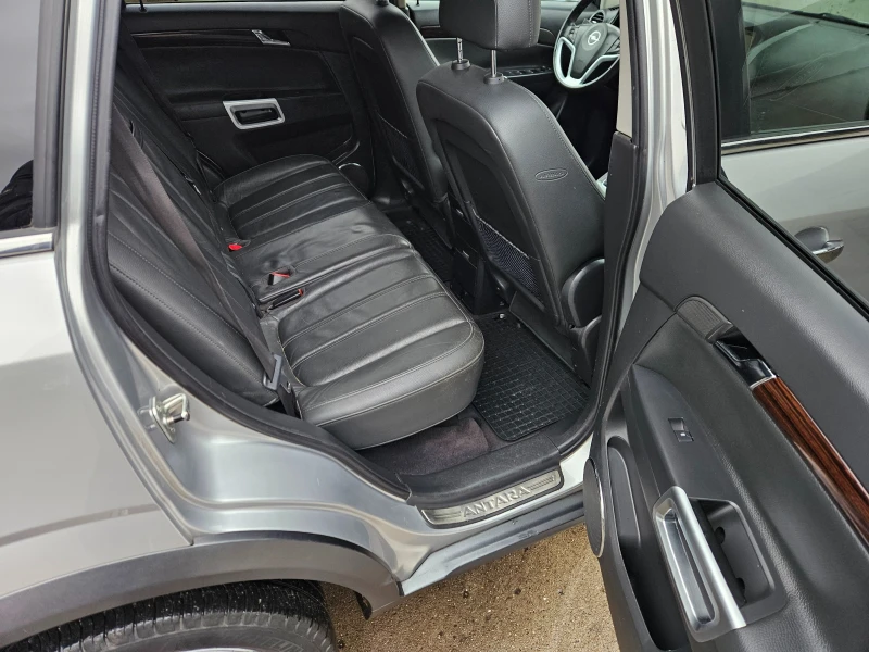 Opel Antara 2.0 CDTI , снимка 12 - Автомобили и джипове - 52574860