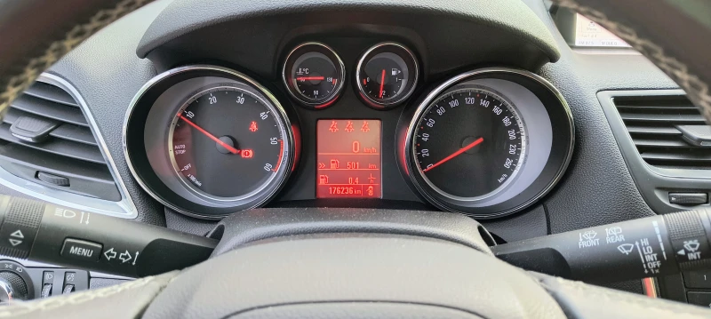 Opel Mokka 1.7 4x4, снимка 8 - Автомобили и джипове - 52672083