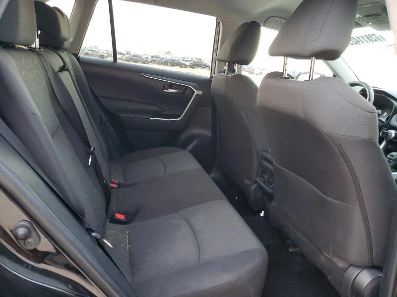 Toyota Rav4 XLE AWD | HTD LEATHER | SUNROOF | CARPLAY, снимка 11 - Автомобили и джипове - 53393159