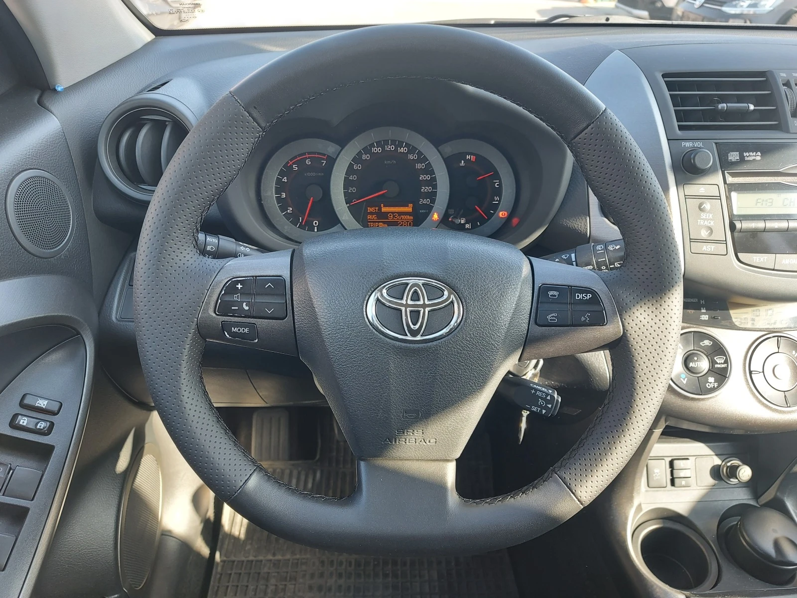 Toyota Rav4 2.2 D4-D, 150 к.с. - изображение 10