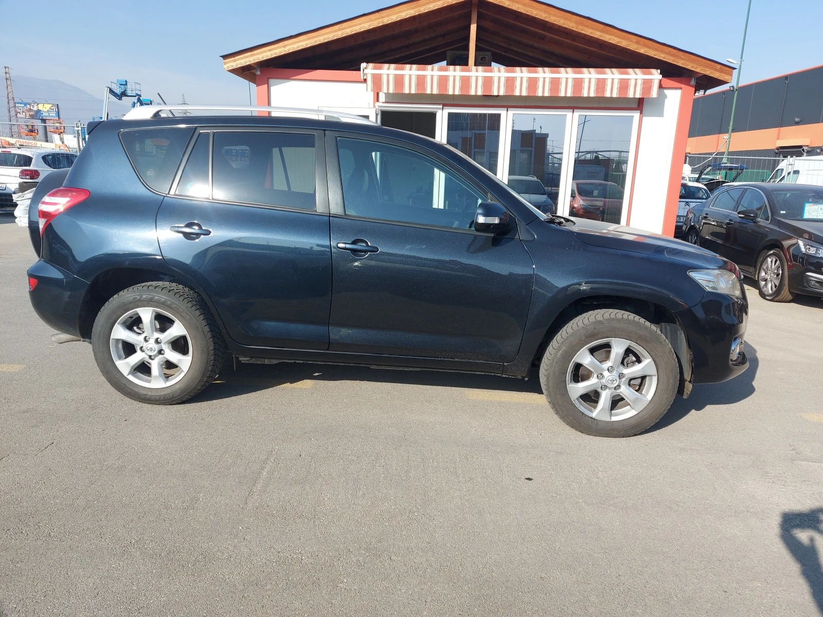 Toyota Rav4 2.2 D4-D, 150 к.с. - изображение 4