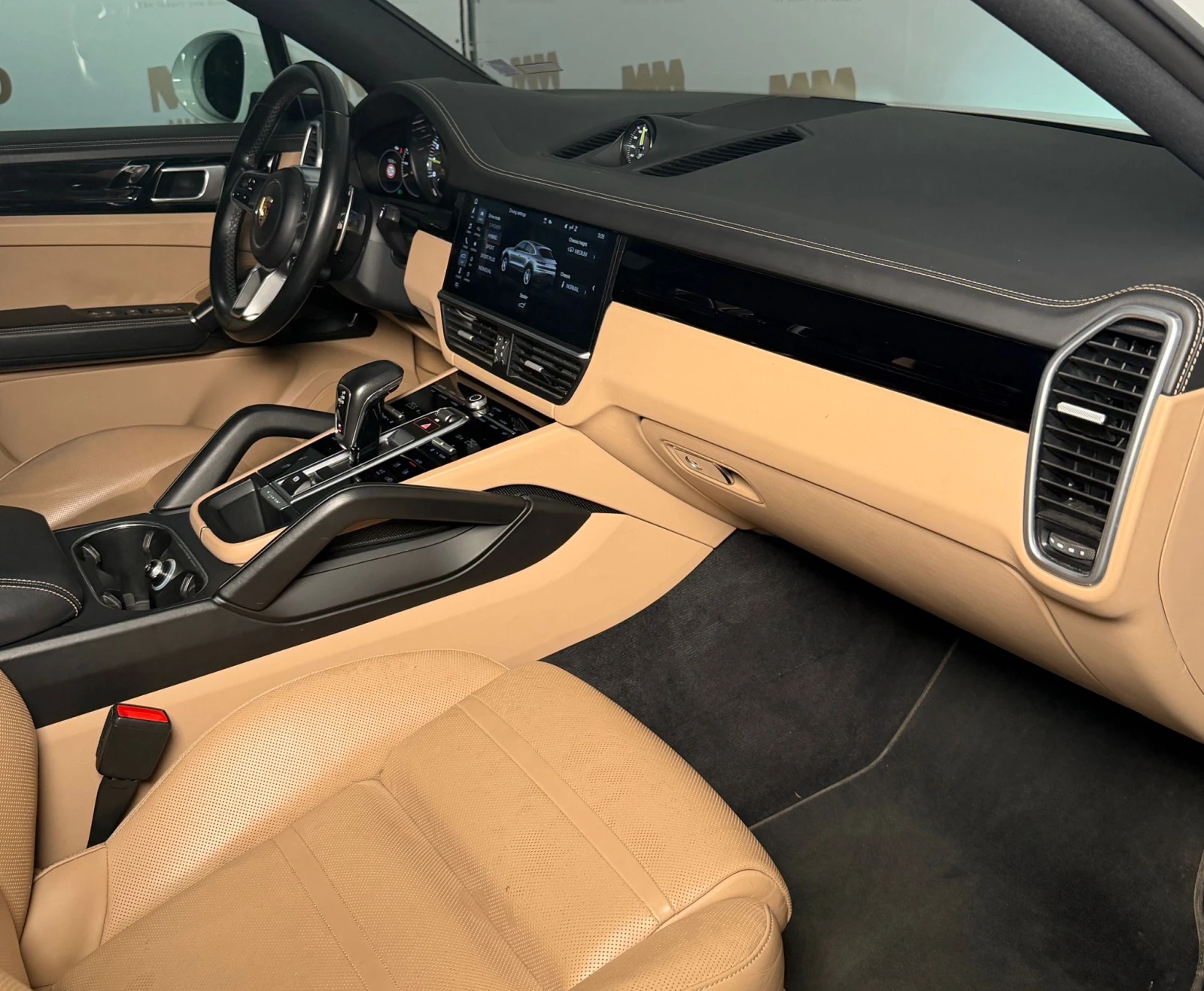 Porsche Cayenne Coupe* E-Hybrid* Chrono* Bose* Pano* Вентилация - изображение 10