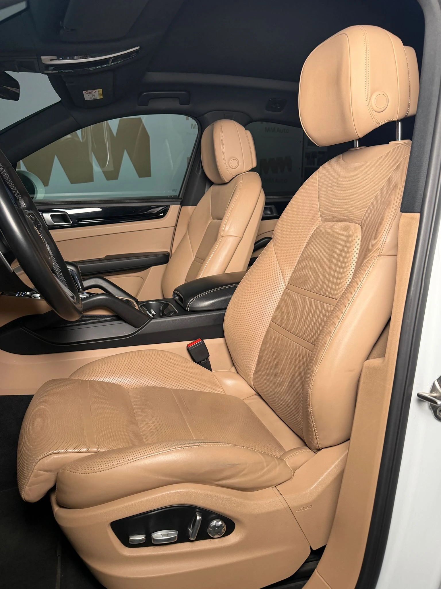 Porsche Cayenne Coupe* E-Hybrid* Chrono* Bose* Pano* Вентилация - изображение 8