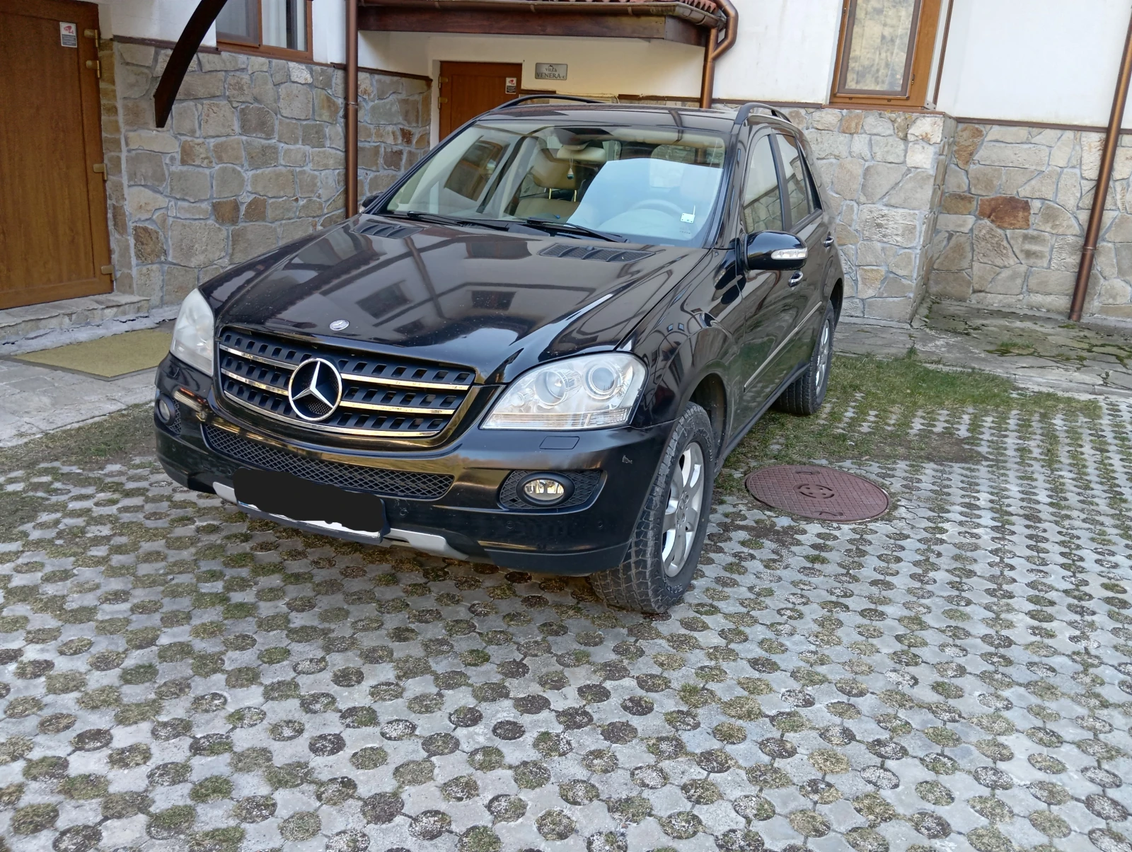 Mercedes-Benz ML 320, снимка 5 - Автомобили и джипове - 53779655