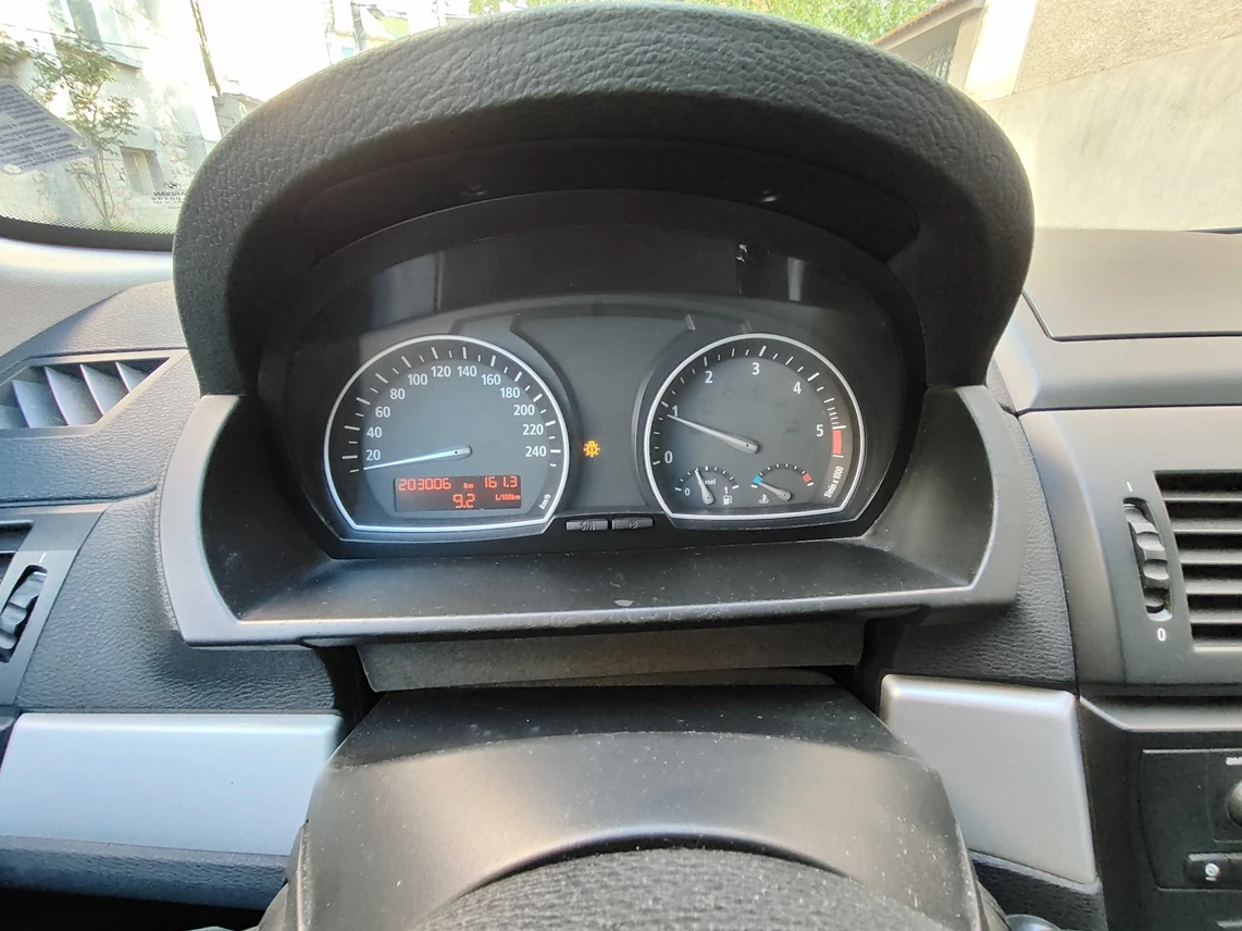 BMW X3 2.0 D, снимка 8 - Автомобили и джипове - 54370805