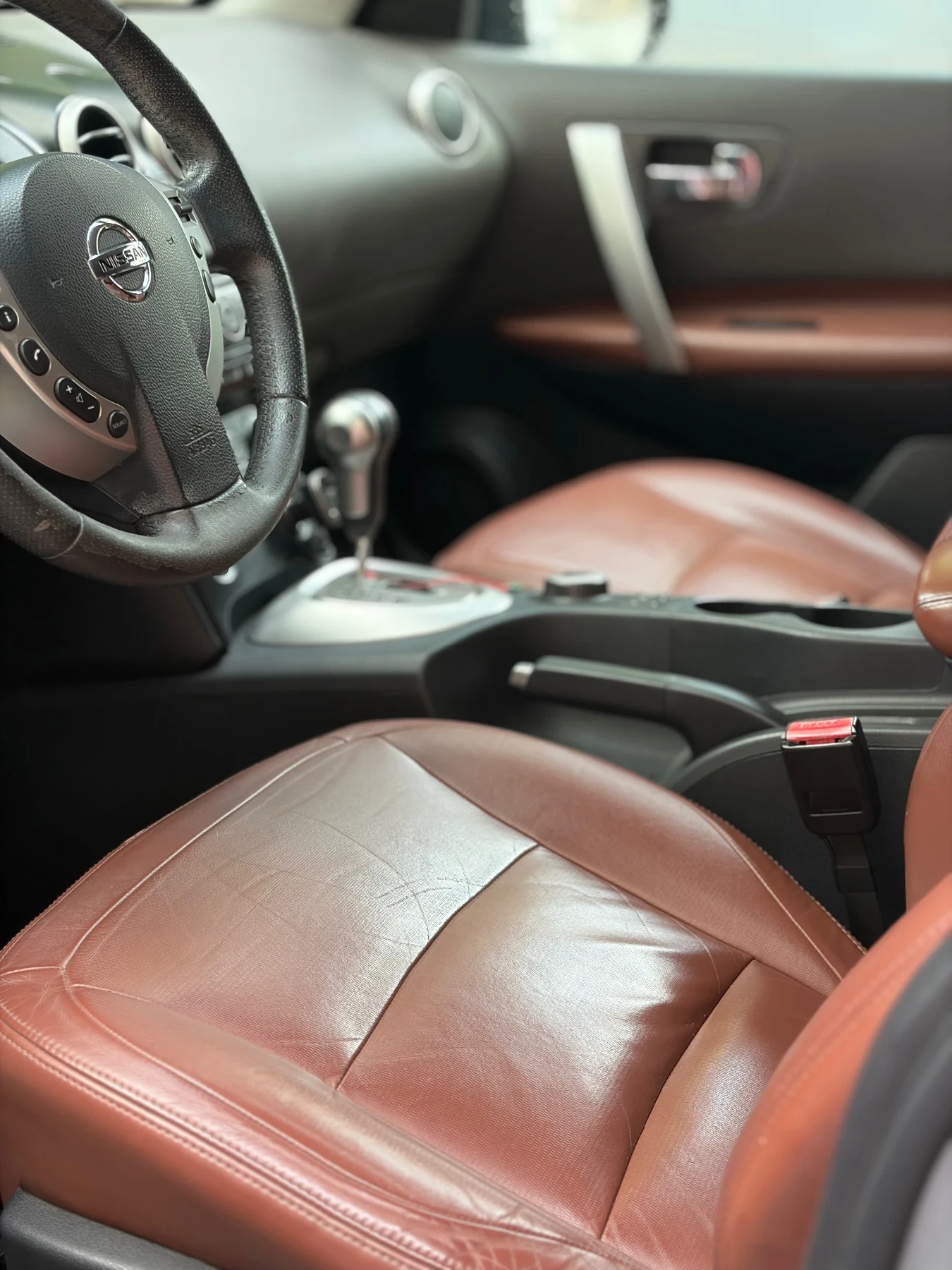 Nissan Qashqai 4x4/ KEYLESS/ Panorama, снимка 3 - Автомобили и джипове - 54510422
