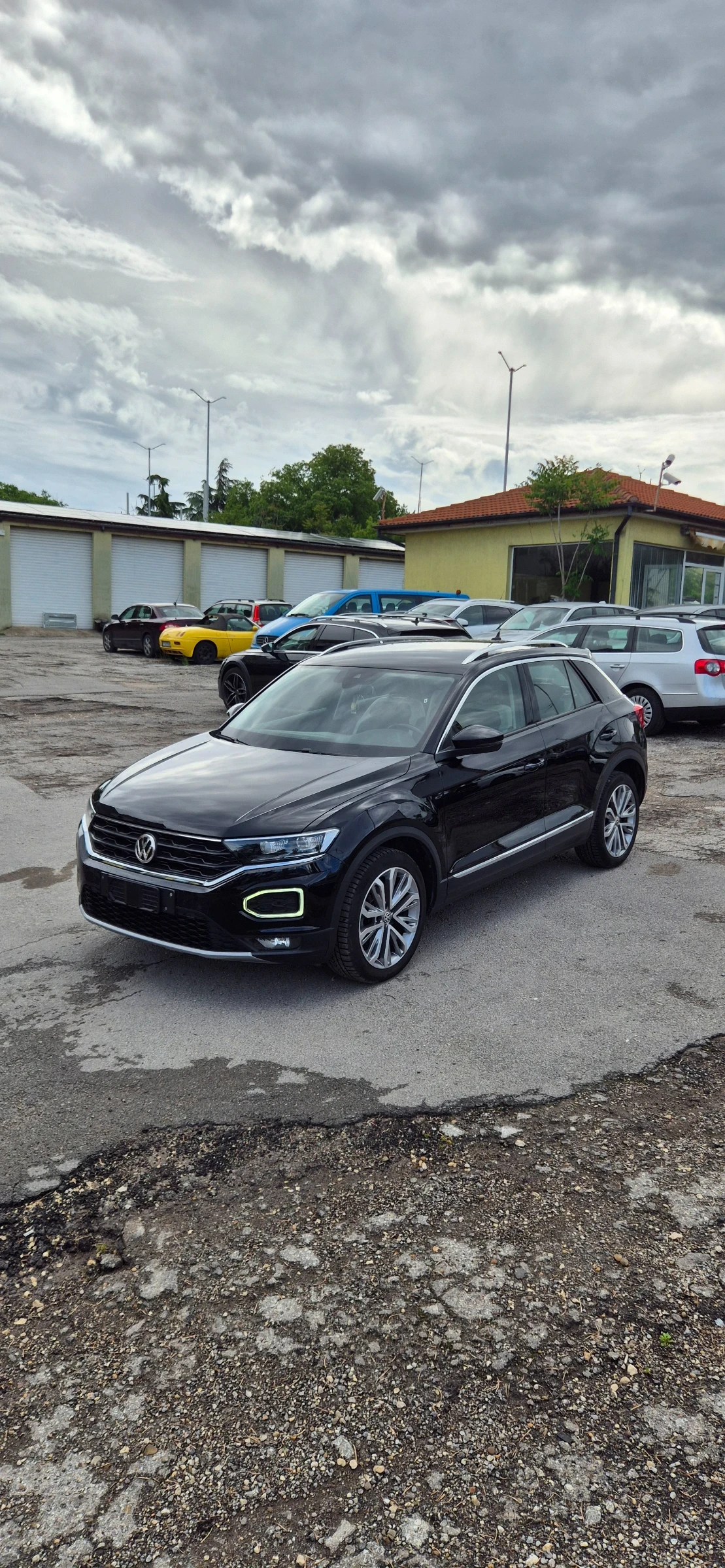 VW T-Roc 1.5TSI* DSG* LANE ASSISTENT* DISTRONIK* LED