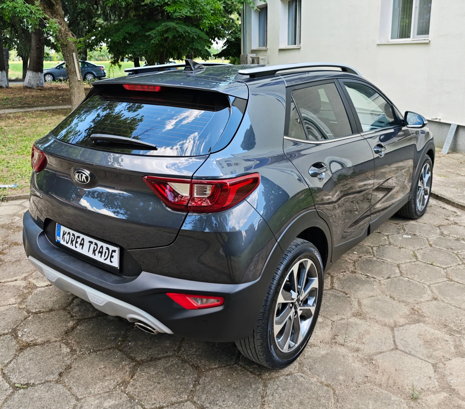 Kia Stonic 1.4 , снимка 4 - Автомобили и джипове - 54845524