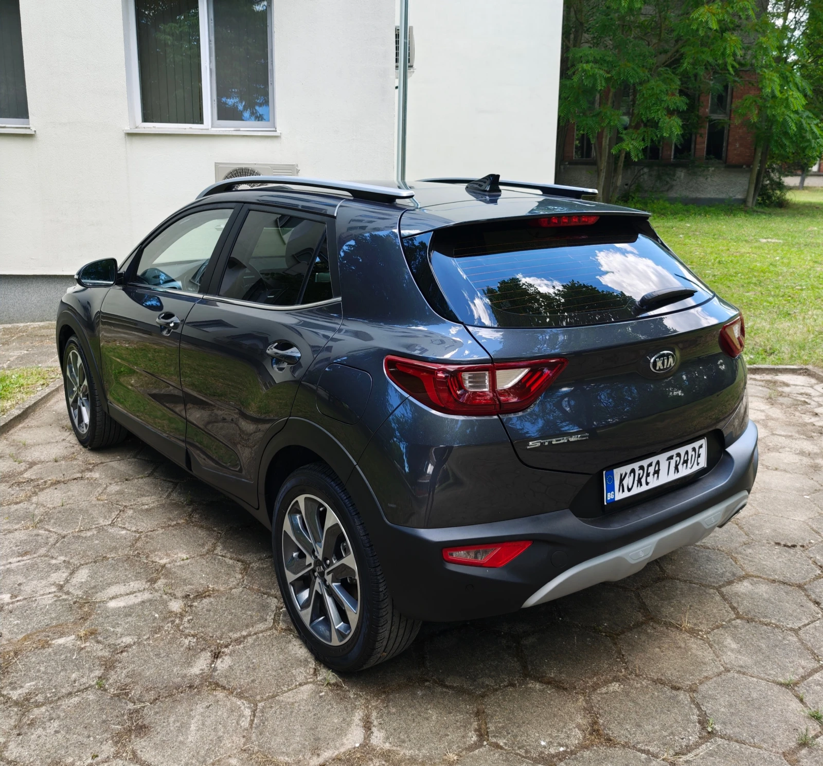 Kia Stonic 1.4 , снимка 6 - Автомобили и джипове - 54845524