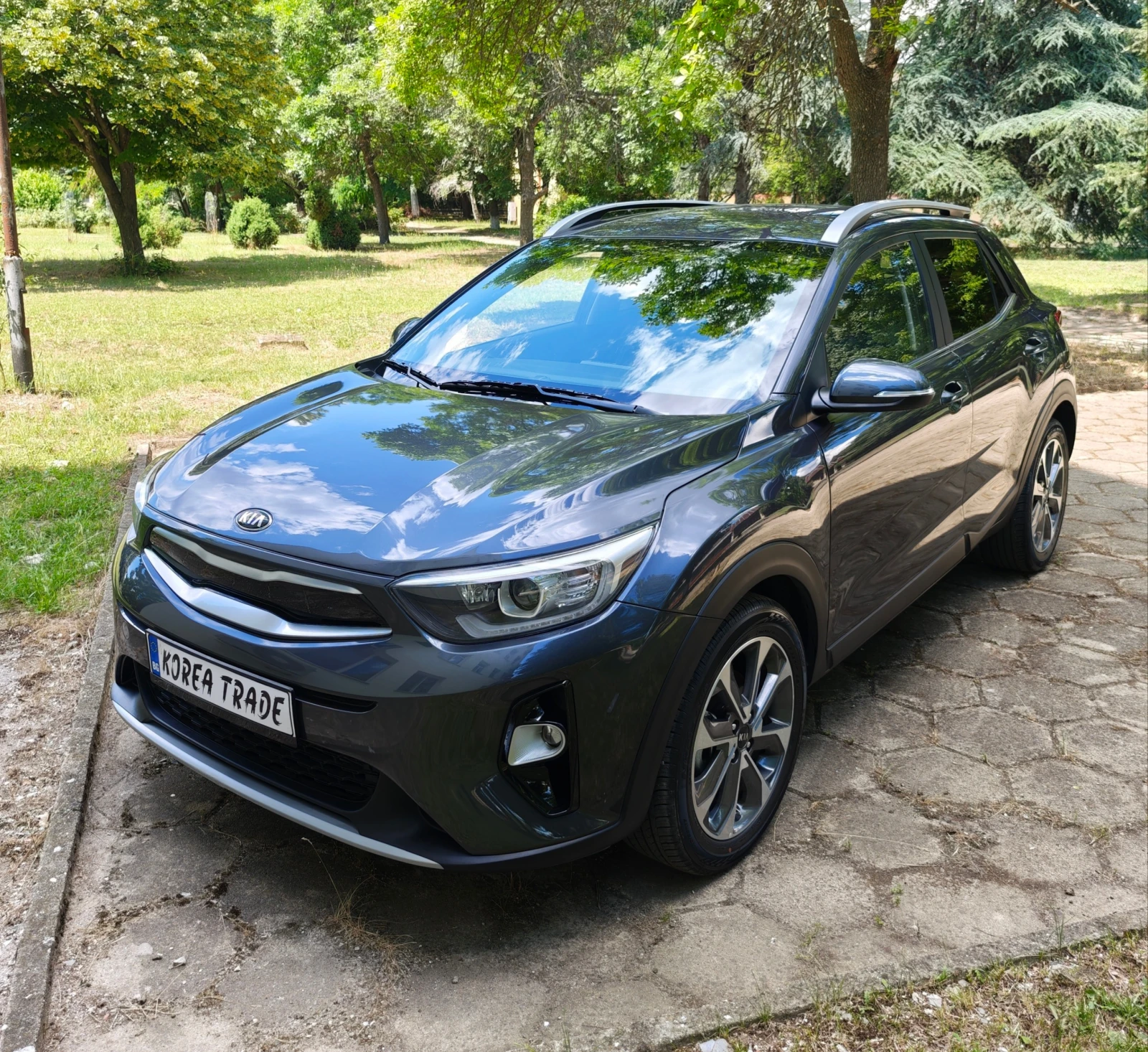 Kia Stonic 1.4 , снимка 2 - Автомобили и джипове - 54845524