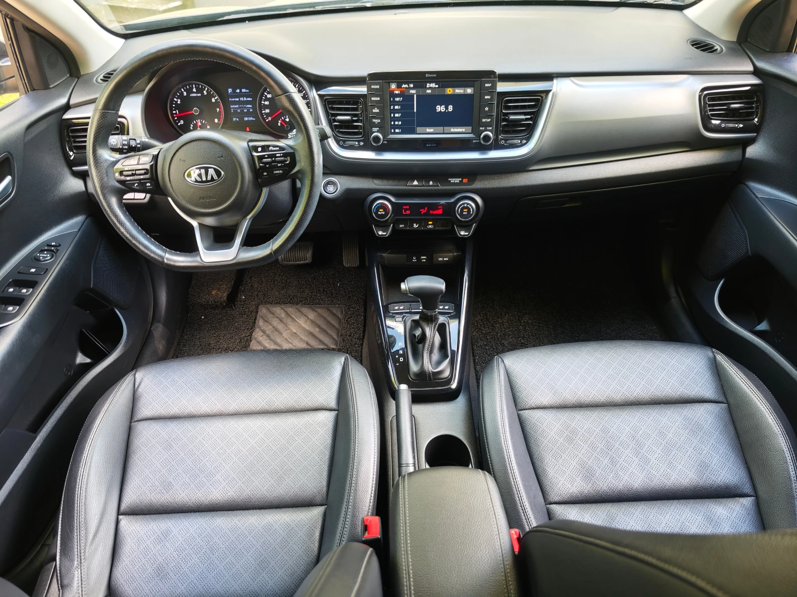 Kia Stonic 1.4 , снимка 14 - Автомобили и джипове - 54845524