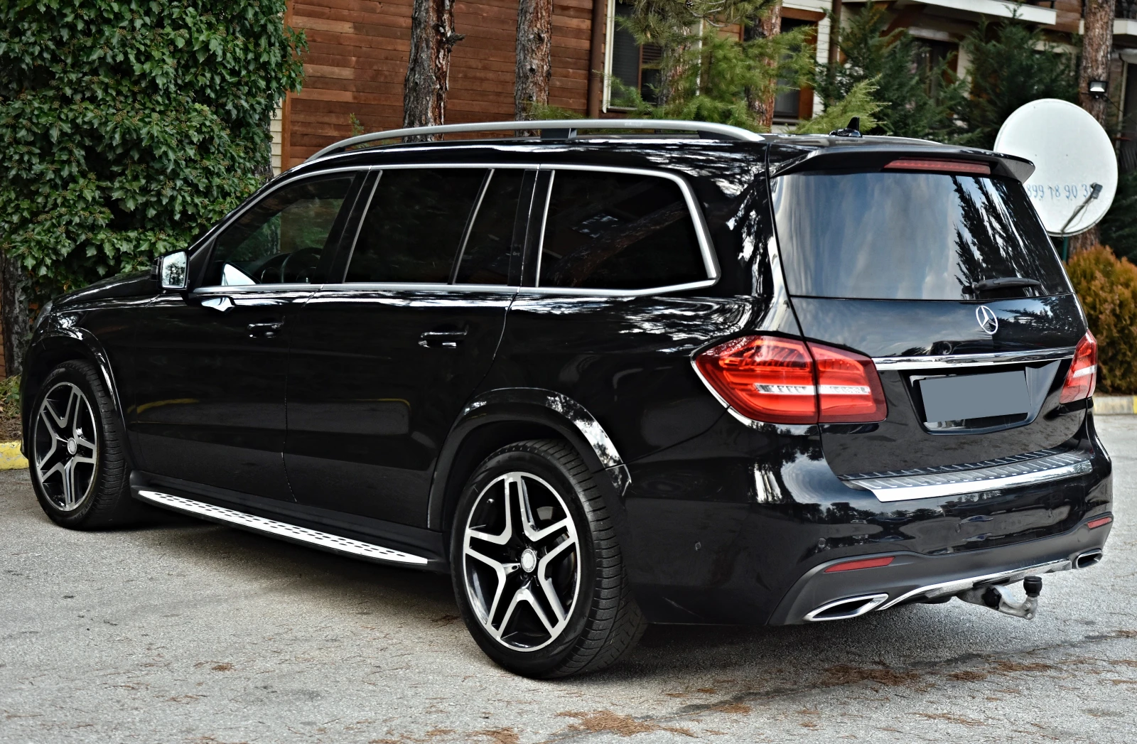 Mercedes-Benz GLS 350 GLS 350 AMG-OPTIC* 4 Matic* 360 KAMERA* NAVI* PANO, снимка 5 - Автомобили и джипове - 55195311