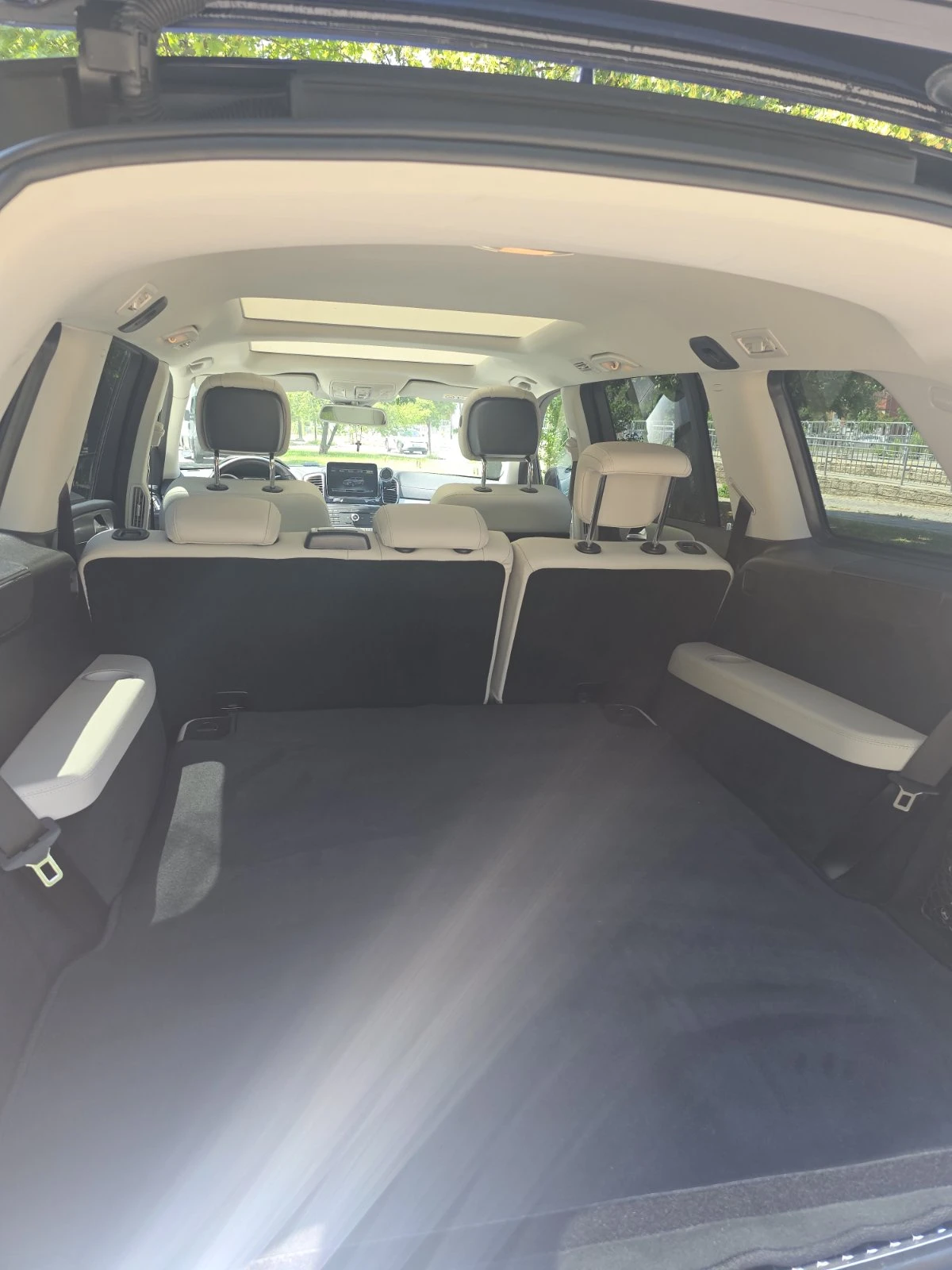 Mercedes-Benz GLS 500 � ����� �� ������� ������ 6+ 1 | Mobile.bg � ����������� 17
