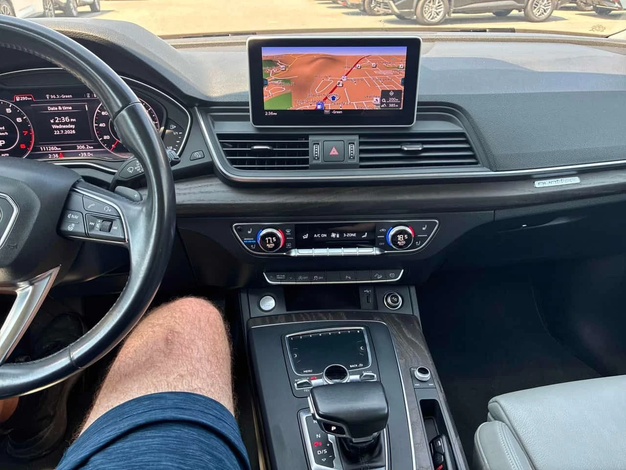 Audi Q5 * Technik * CARFAX * ОПЦИЯ ЗА ФИНАНСИРАНЕ , снимка 9 - Автомобили и джипове - 55407029