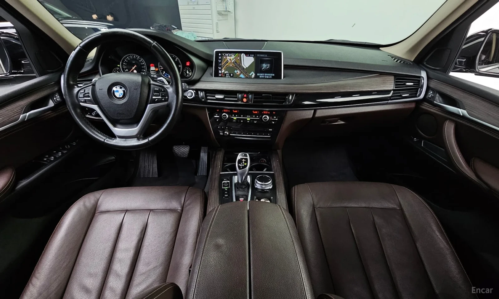 BMW X5 360 КАМЕРИ\ВСИЧКИ АСИСТИ\ТОП ЦЕНА, снимка 7 - Автомобили и джипове - 55572088