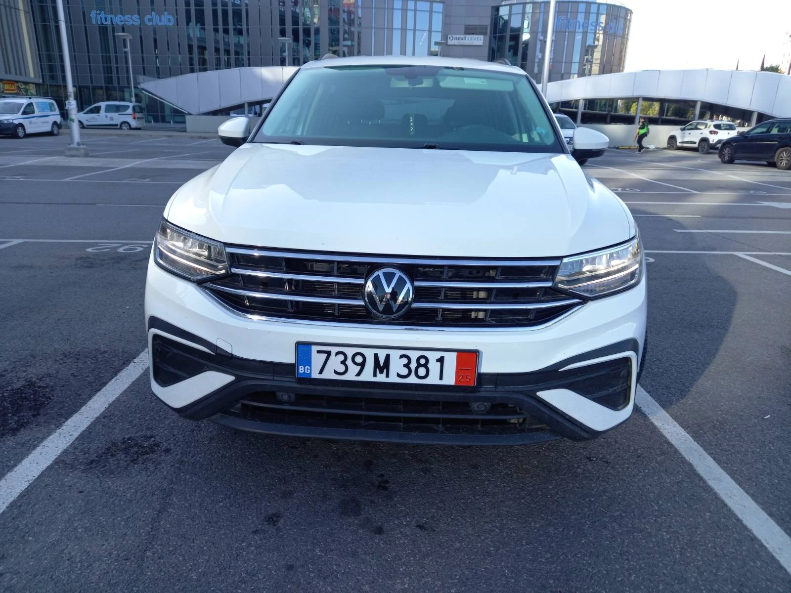 VW Tiguan 2.0 TSI Allspace 4motion, снимка 2 - Автомобили и джипове - 55770599