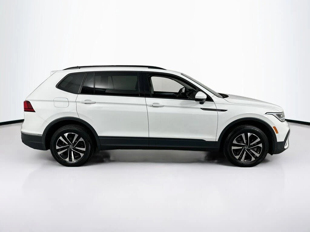 VW Tiguan 2.0 TSI Allspace 4motion Сервизна история, снимка 4 - Автомобили и джипове - 55770599