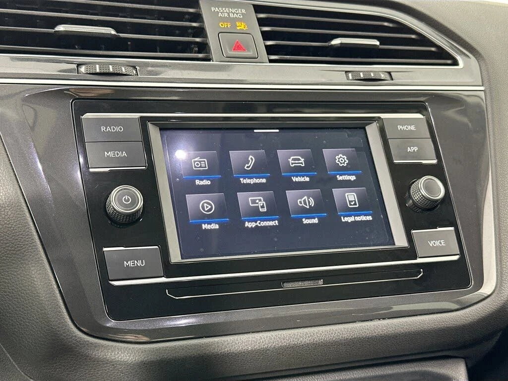 VW Tiguan 2.0 TSI Allspace 4motion Сервизна история, снимка 11 - Автомобили и джипове - 55770599
