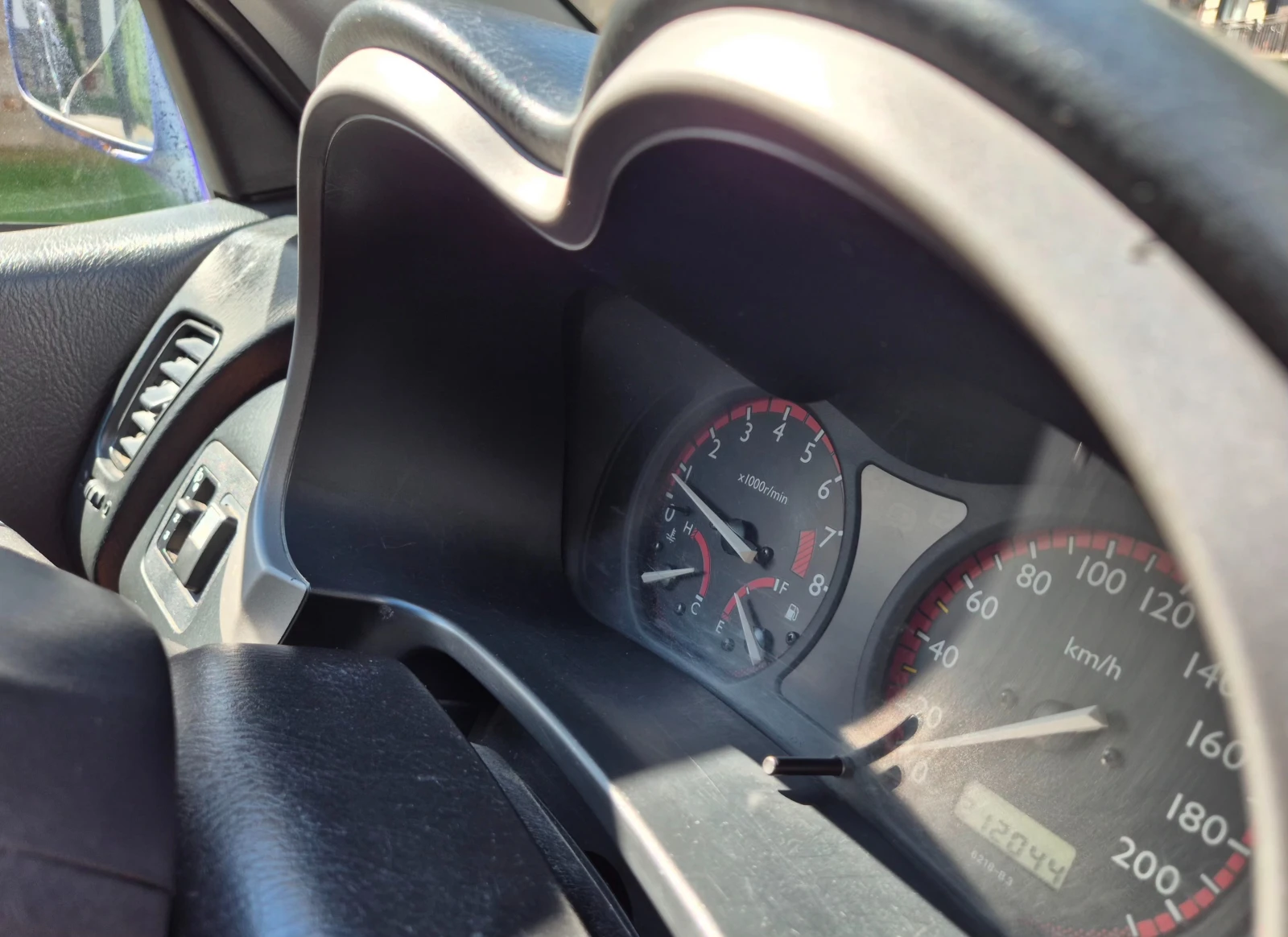 Honda Hr-v 1.6 4х4, снимка 8 - Автомобили и джипове - 56210946