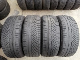 Гуми Зимни 235/55R17, снимка 1 - Гуми и джанти - 38508369