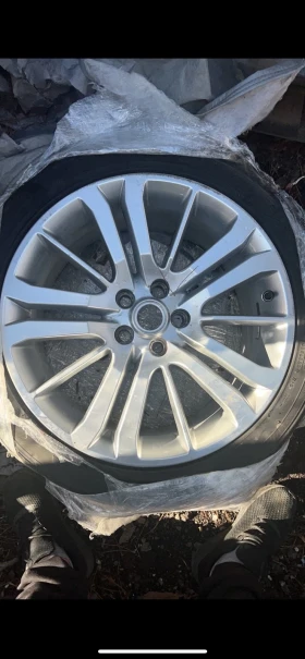       120/120R10