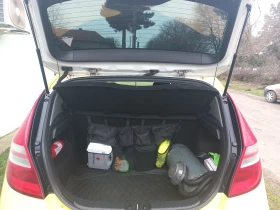 Hyundai I30 - 2500 € / 4889.57 лв. - 18942763 13