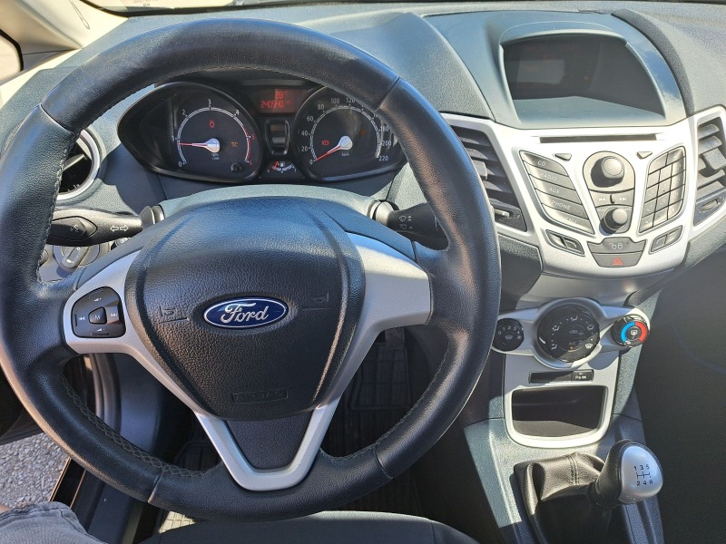 Ford Fiesta 1.6TDCI, снимка 13 - Автомобили и джипове - 45289035
