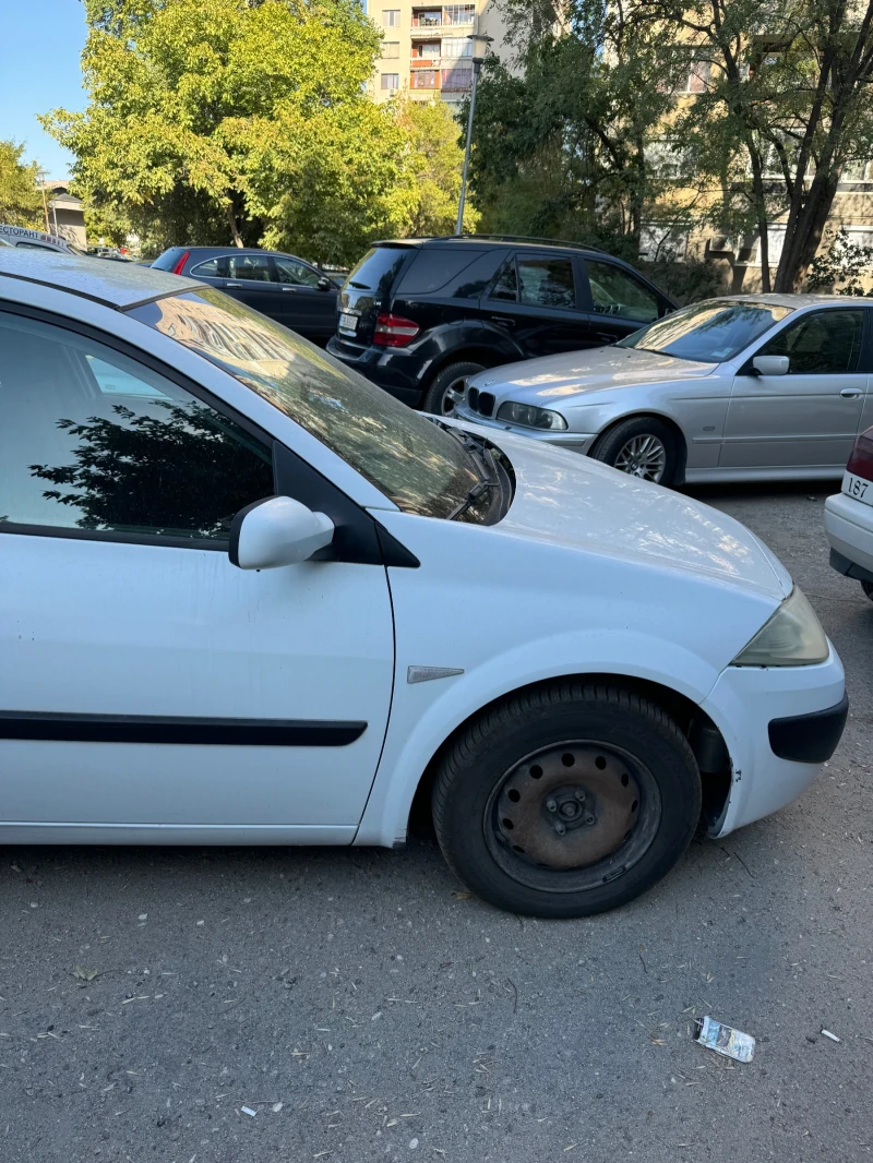 Renault Megane, снимка 13 - Автомобили и джипове - 47171658