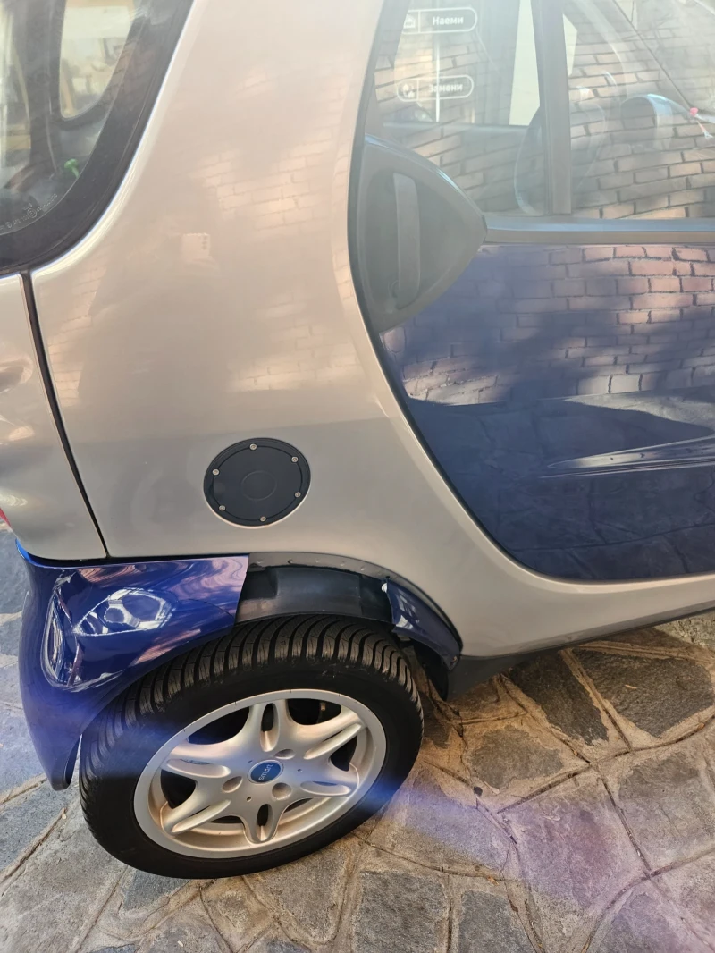 Smart Forfour, снимка 2 - Автомобили и джипове - 47679388