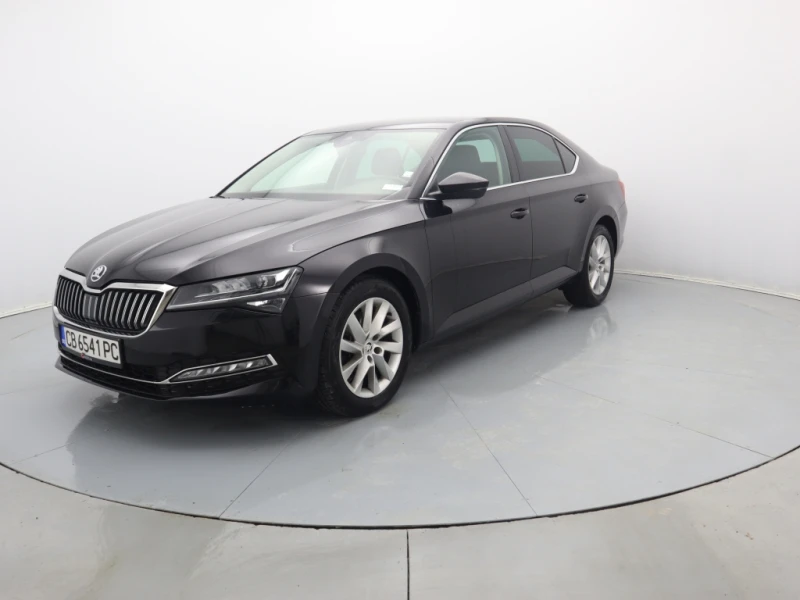 Skoda Superb, снимка 1 - Автомобили и джипове - 48075099