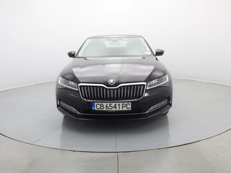 Skoda Superb, снимка 2 - Автомобили и джипове - 48075099