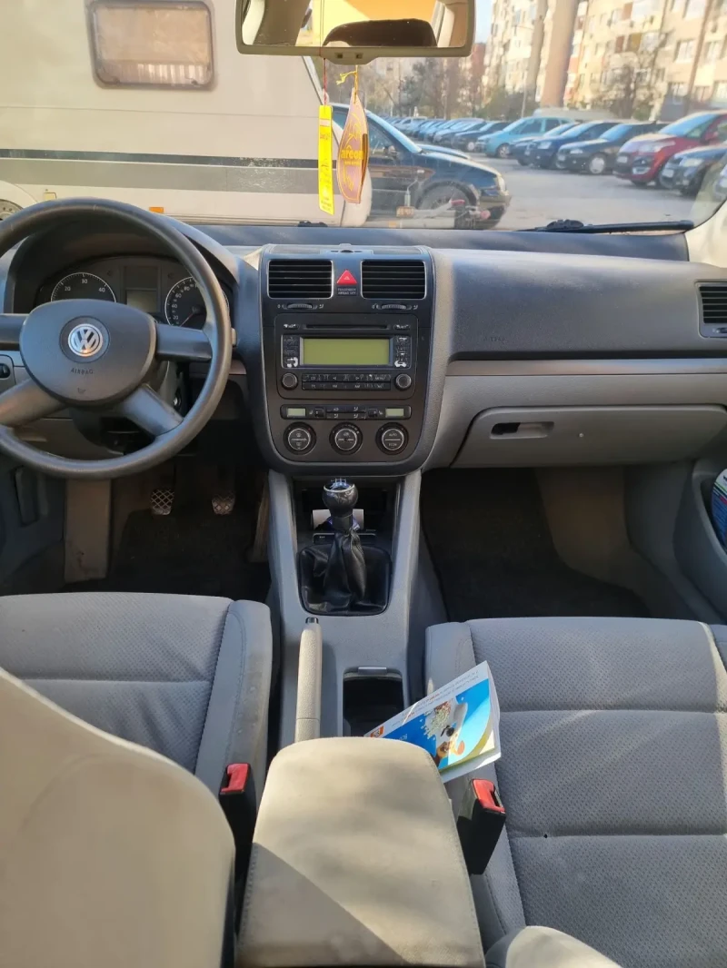 VW Golf 2.0. 140 к.с., снимка 9 - Автомобили и джипове - 48092456