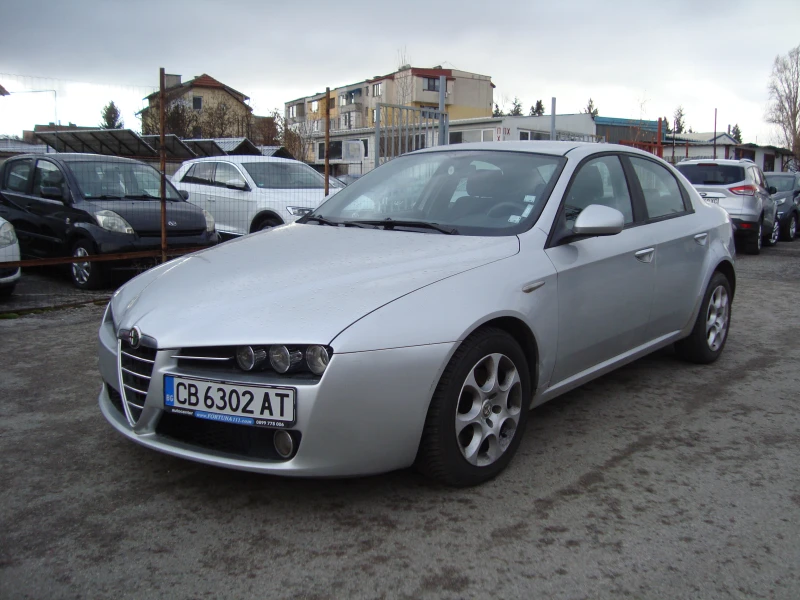 Alfa Romeo 159, снимка 1 - Автомобили и джипове - 48246705