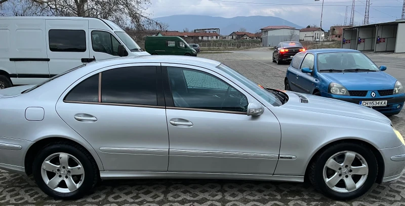 Mercedes-Benz E 320, снимка 4 - Автомобили и джипове - 48949723