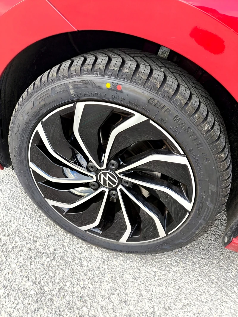 VW Golf 1.5 CNG, снимка 12 - Автомобили и джипове - 51798788