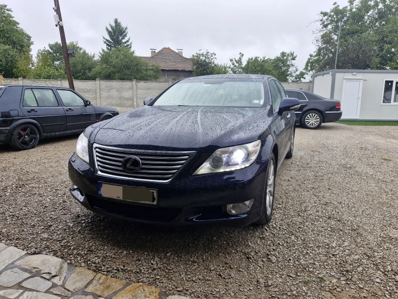 Lexus LS 460