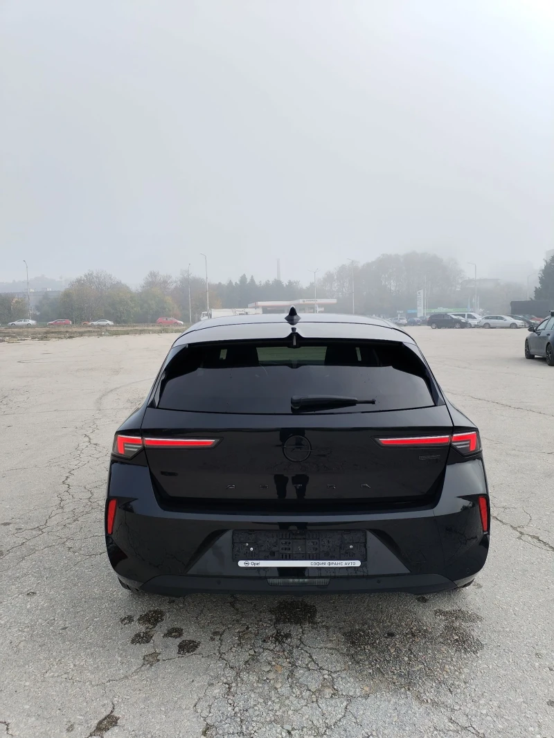 Opel Astra Plug in hybrid , снимка 4 - Автомобили и джипове - 52409702