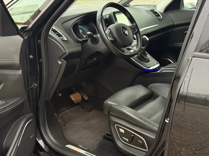 Renault Grand scenic DCi 110кс * BOSE* * LED* * Навигация* * Обдухване*, снимка 10 - Автомобили и джипове - 52419122