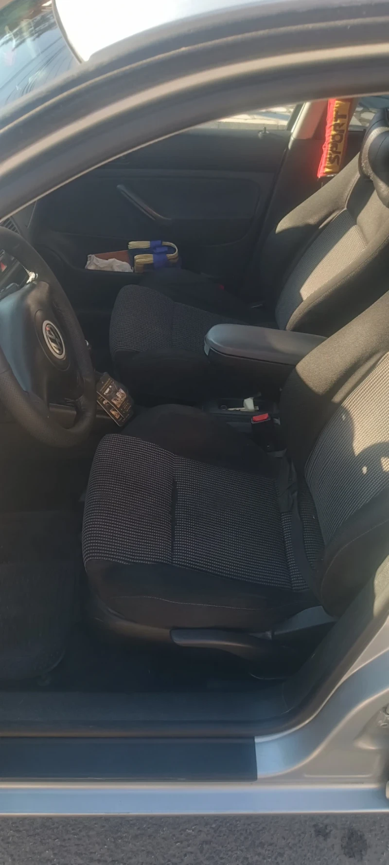 VW Golf 1.9, снимка 11 - Автомобили и джипове - 52736721