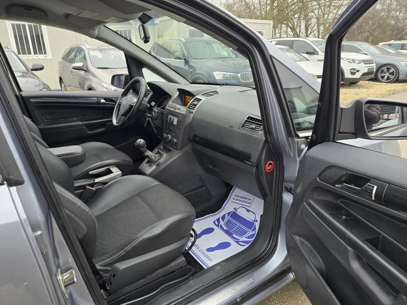 Opel Zafira 1.8 140к.с Фабрична газ , снимка 13 - Автомобили и джипове - 52859337