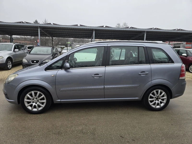Opel Zafira 1.8 140к.с Фабрична газ , снимка 7 - Автомобили и джипове - 52859337